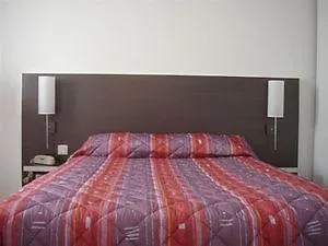 Adonis Toulouse - Du Parc Apartahotel