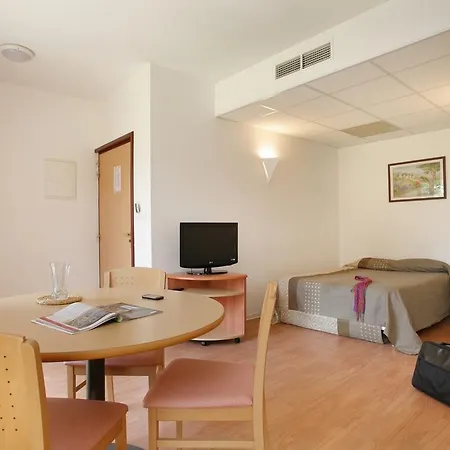 Adonis Toulouse - Du Parc Apartmanhotel