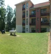 Adonis Toulouse - Du Parc Apartmanhotel Rouffire