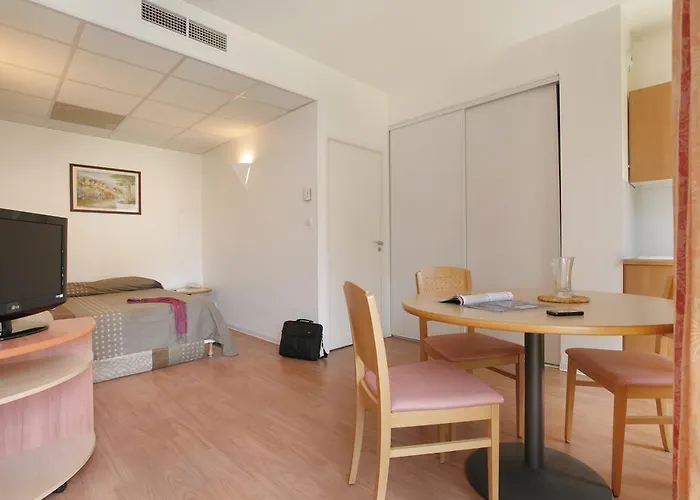 Adonis Toulouse - Du Parc מלון דירות