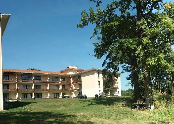 מלון דירות Adonis Toulouse - Du Parc 3*