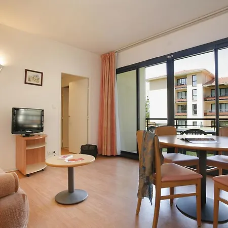 Adonis Toulouse - Du Parc Rouffiac-Tolosan