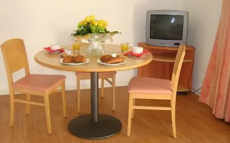 Adonis Toulouse - Du Parc Rouffiac-Tolosan